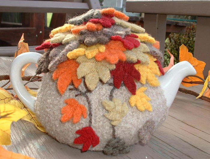 Вязано-валянная одежда на чайники